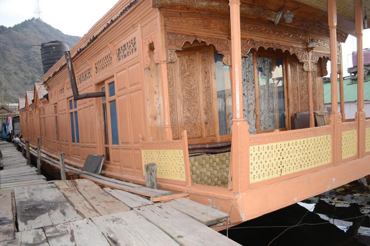 Houseboat New Suzan Hotel Srinagar  Luaran gambar