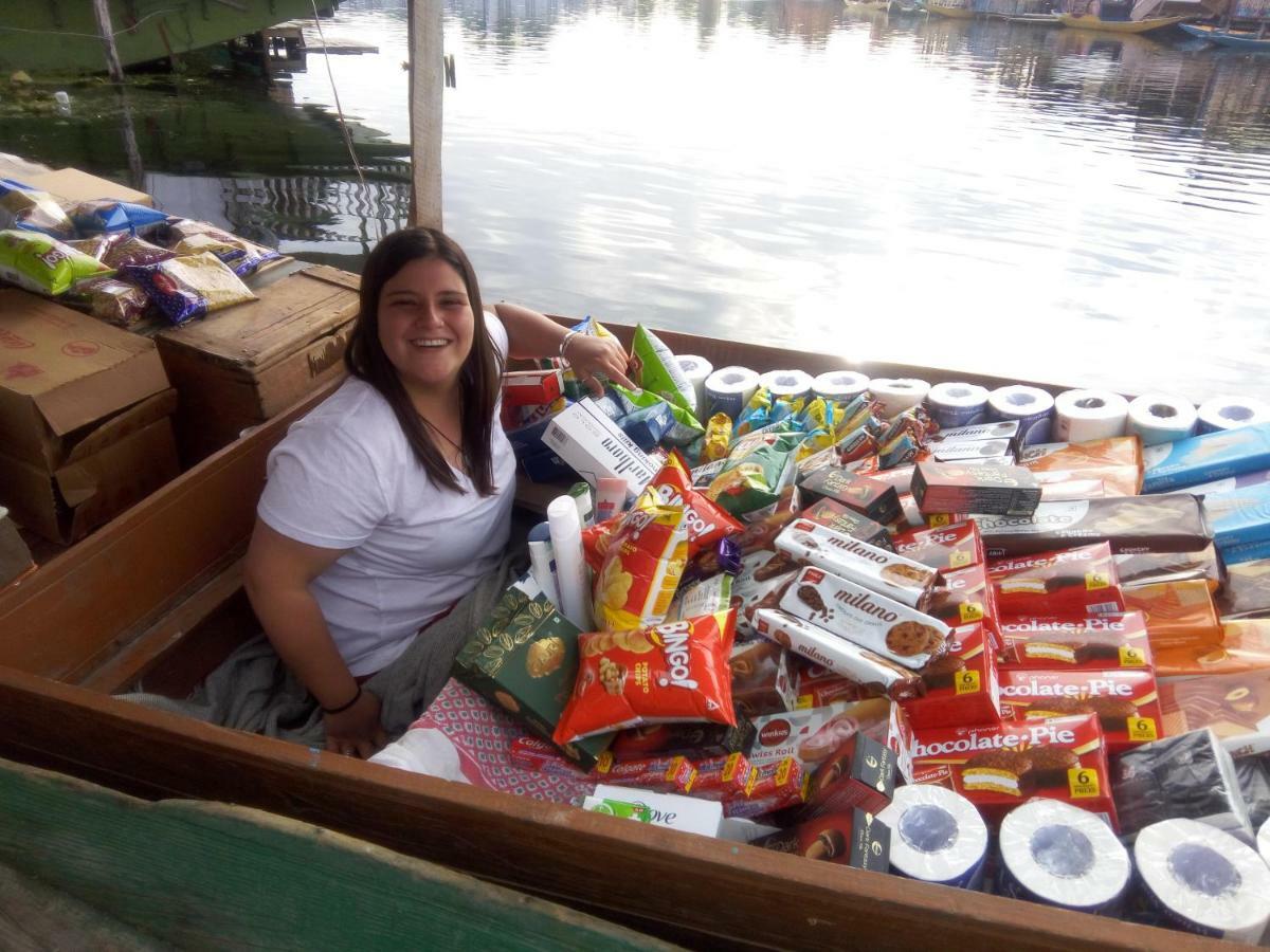 Houseboat New Suzan Hotel Srinagar  Luaran gambar